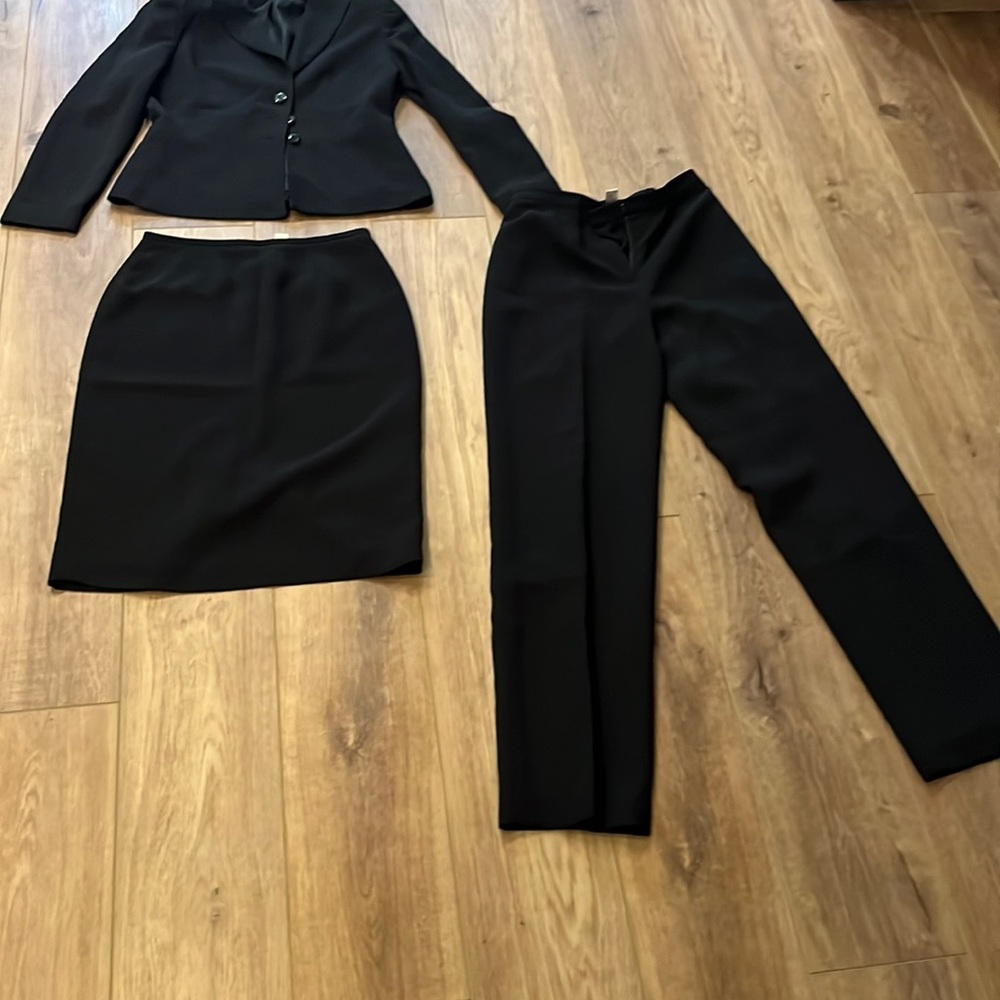 3 Piece Women Black suit size 4